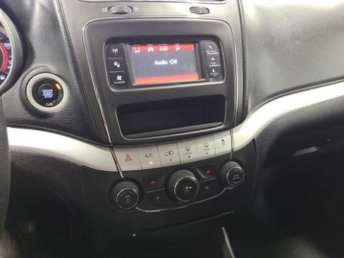 Used 2020 Dodge Journey SE FWD image 26