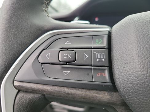 Used 2024 Jeep Grand Cherokee Limited image 63