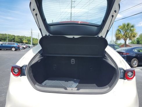 New 2026 MAZDA MAZDA3 2.5 S Hatchback w/ Premium Pkg FWD image 18
