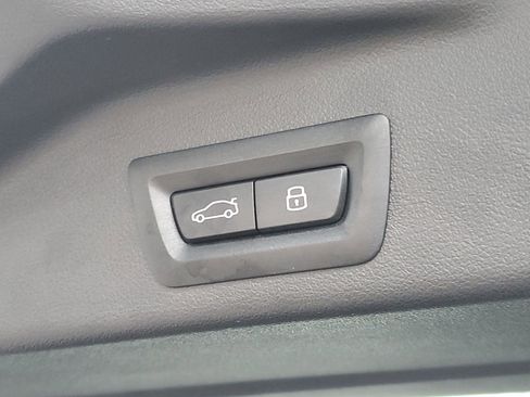 Certified 2026 BMW X5 xDrive40i w/ Climate Comfort Package image 28