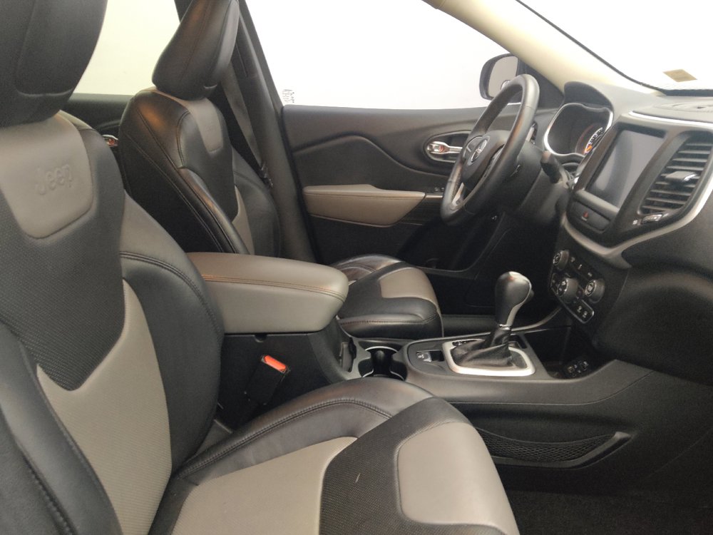 Used 2014 Jeep Cherokee Limited w/ Luxury Group FWD image 21
