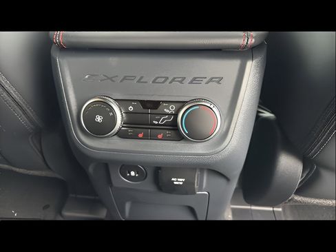New 2026 Ford Explorer ST-Line w/ ST-Line Street Pack image 23