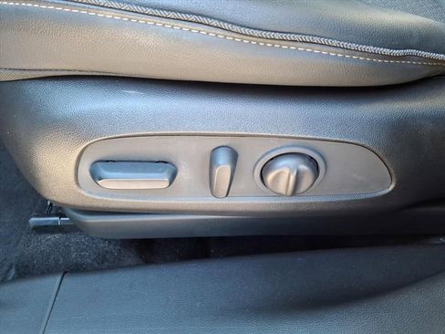 Used 2023 Buick Encore GX Select w/ Sport Touring Package image 27