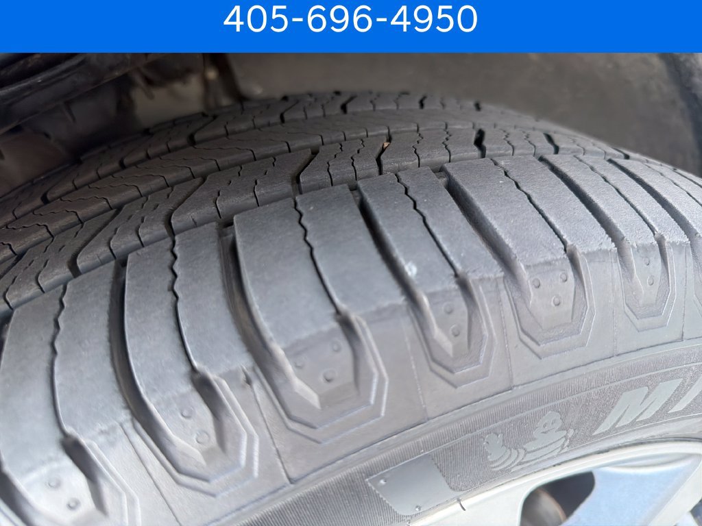 Used 2022 Hyundai Palisade Limited AWD/4WD image 12
