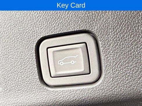 New 2026 Chevrolet Traverse LT w/ Sun and Wheel Package image 15