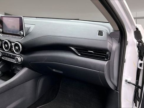 Used 2025 Nissan Sentra SV image 24