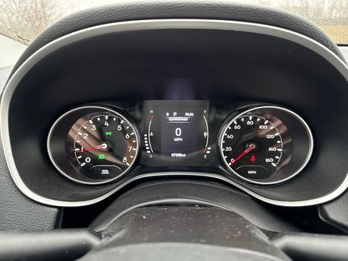 Used 2020 Jeep Compass Latitude image 17