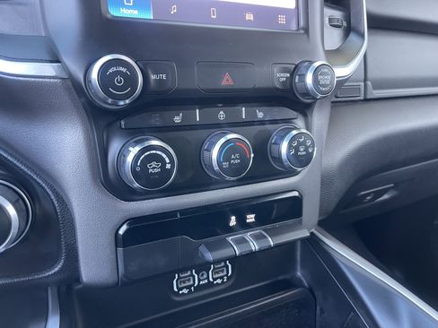 Used 2023 RAM 1500 Big Horn image 36