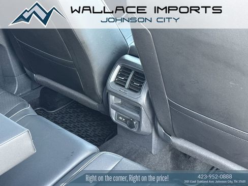 Certified 2023 Volkswagen Tiguan SE R-Line image 37