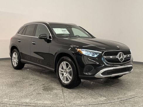 Certified 2026 Mercedes-Benz GLC 300 image 3