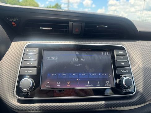New 2025 Nissan Kicks Play S FWD image 17