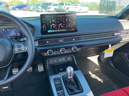 Used 2025 Honda Civic Type R image 16