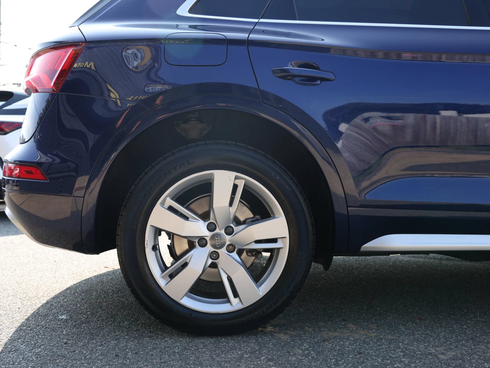 Used 2018 Audi Q5 2.0T Premium Plus w/ Premium Plus Package AWD/4WD image 6