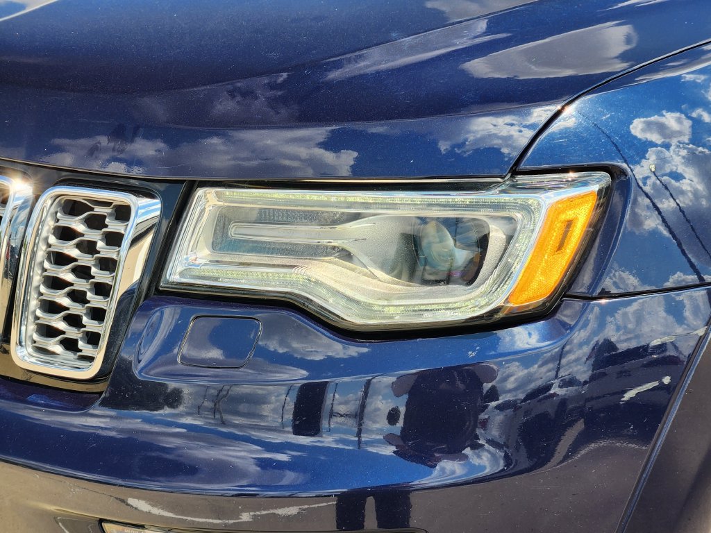 Used 2018 Jeep Grand Cherokee Summit w/ Skid Plate Group AWD/4WD image 9