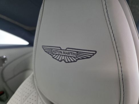 Used 2025 Aston Martin DB12 Coupe RWD image 5