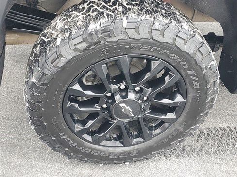 Certified 2025 Chevrolet Silverado 2500 LT w/ Trail Boss Package image 5