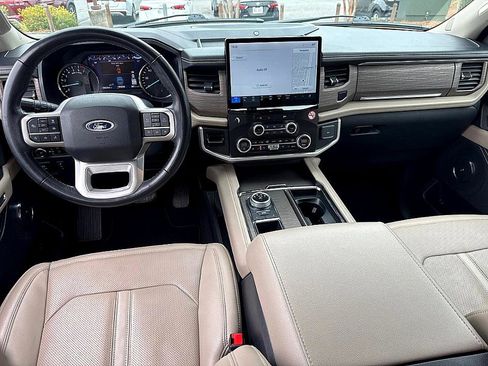 Used 2024 Ford Expedition Max Limited image 7