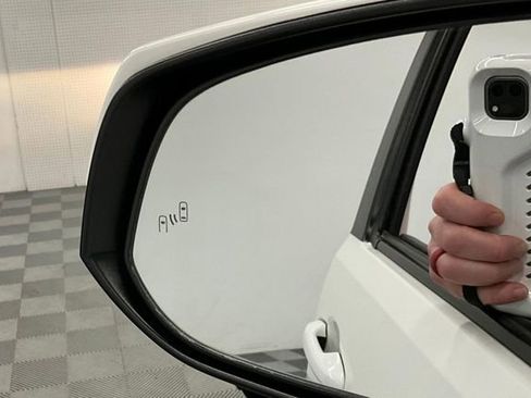 Used 2023 Toyota Tacoma TRD Off-Road w/ Technology Package image 39