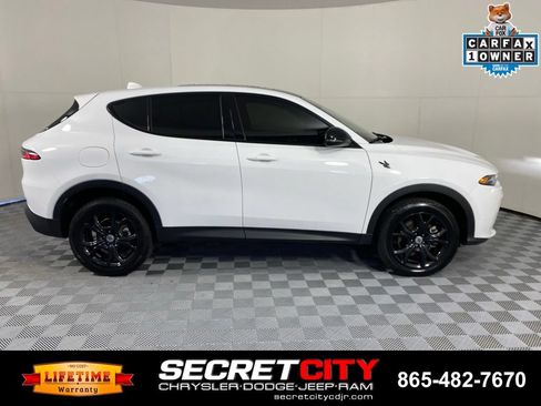 Used 2023 Dodge Hornet GT Plus w/ GT Blacktop Package AWD/4WD image 8