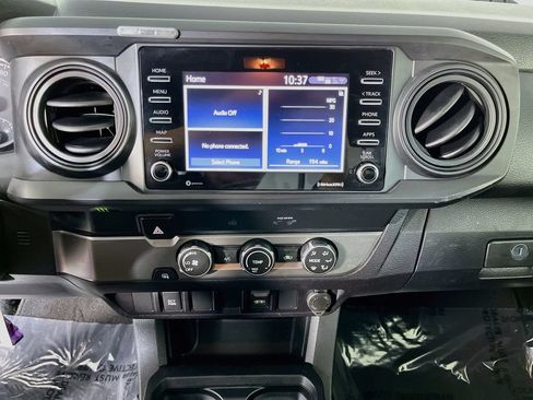 Used 2022 Toyota Tacoma SR w/ SX Package RWD image 17