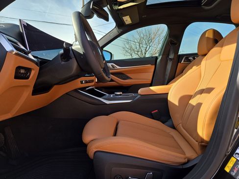 Used 2025 BMW i4 eDrive40 w/ Premium Package image 16