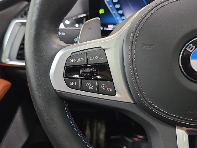 Certified 2025 BMW X7 M60i AWD/4WD image 13