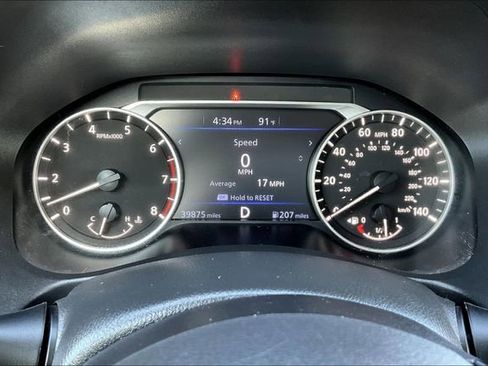 Used 2024 Nissan Altima 2.5 SR image 10