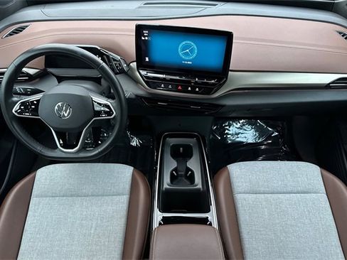 Used 2023 Volkswagen ID.4 Pro image 15