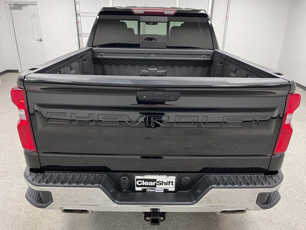 Used 2021 Chevrolet Silverado 1500 LTZ AWD/4WD image 9