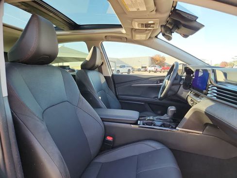 Certified 2025 Toyota Camry XLE image 18