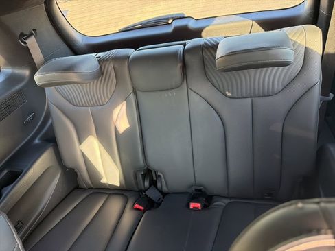 Used 2024 Hyundai Palisade Calligraphy image 10
