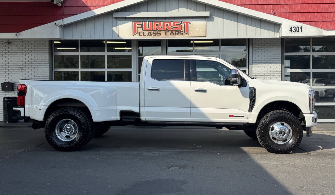 Used 2024 Ford F350 Limited w/ FX4 Off-Road Package AWD/4WD image 2