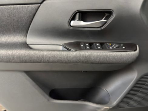New 2026 Nissan Kicks SV w/ Interior Electronics Package FWD image 22