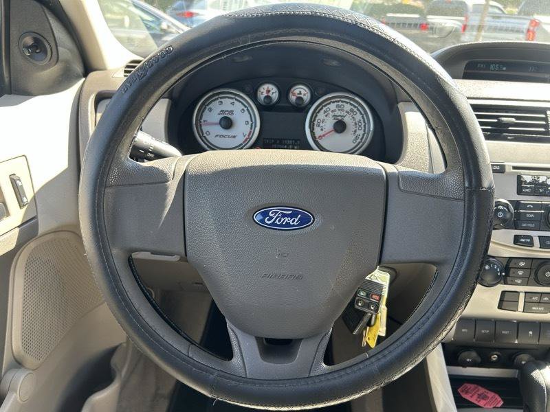 Used 2010 Ford Focus S FWD image 10
