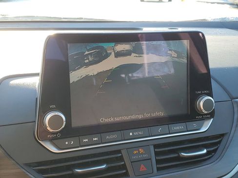 Used 2023 Nissan Altima 2.5 SV image 20