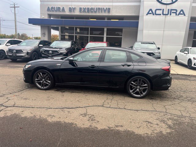Used 2025 Acura TLX w/ A-SPEC Package AWD/4WD image 4