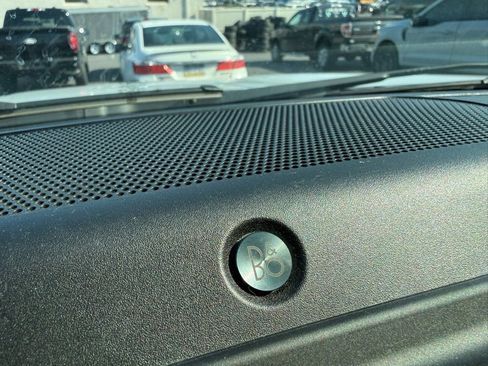 Certified 2022 Ford F150 XLT w/ Equipment Group 302A High image 28