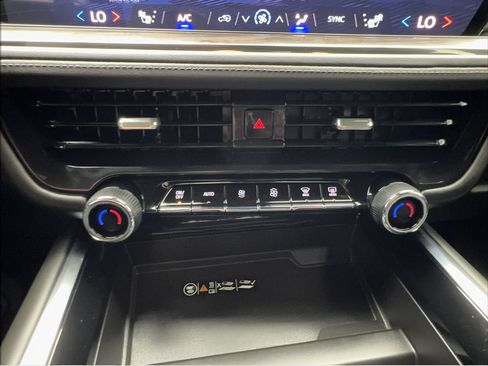 Used 2025 Chevrolet Tahoe LT w/ Comfort Package RWD image 46