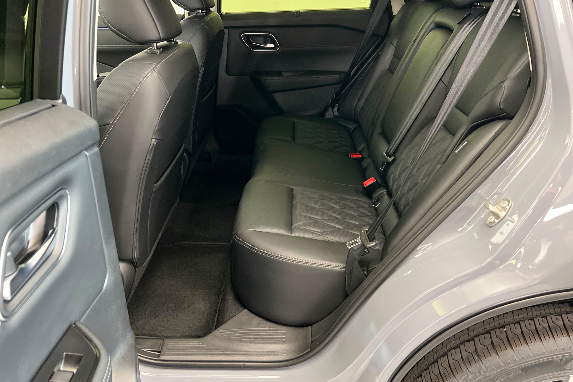 New 2026 Nissan Rogue Platinum w/ Platinum Premium Package AWD/4WD image 21