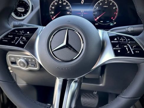 Certified 2026 Mercedes-Benz GLA 250 4MATIC image 14