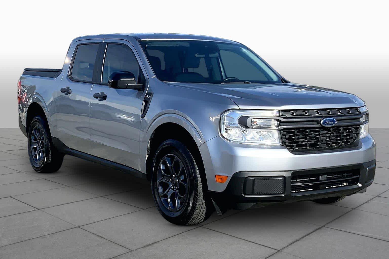 Used 2024 Ford Maverick XLT w/ XLT Luxury Package AWD/4WD image 3