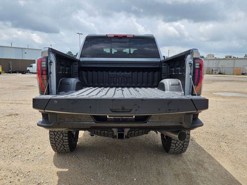 New 2026 GMC Sierra 2500 AT4X AWD/4WD image 4