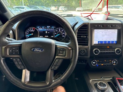 Used 2020 Ford Expedition XLT w/ Equipment Group 202A AWD/4WD image 12