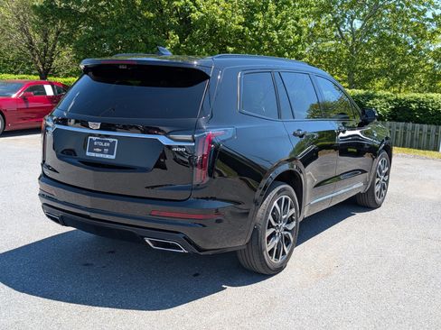 Used 2023 Cadillac XT6 Sport w/ Technology Package AWD/4WD image 5