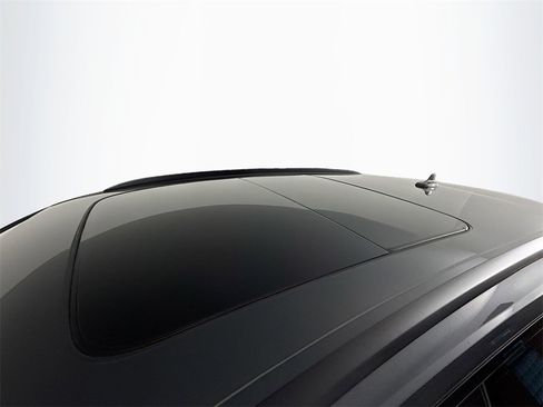 Used 2021 Audi Q8 Premium Plus image 23