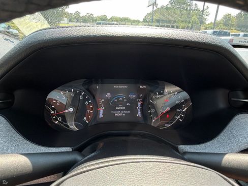 Used 2024 Jeep Compass Latitude AWD/4WD image 29
