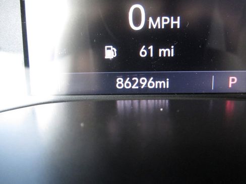 Used 2020 Chevrolet Colorado LT w/ Safety Package image 15