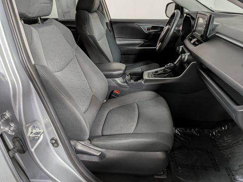 Used 2020 Toyota RAV4 XLE w/ Convenience Package AWD/4WD image 27