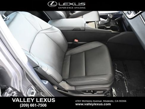 Certified 2025 Lexus ES 300h w/ Premium Package FWD image 21