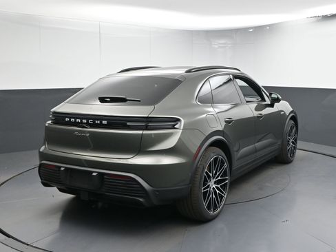 Certified 2024 Porsche Macan 4 Electric image 24